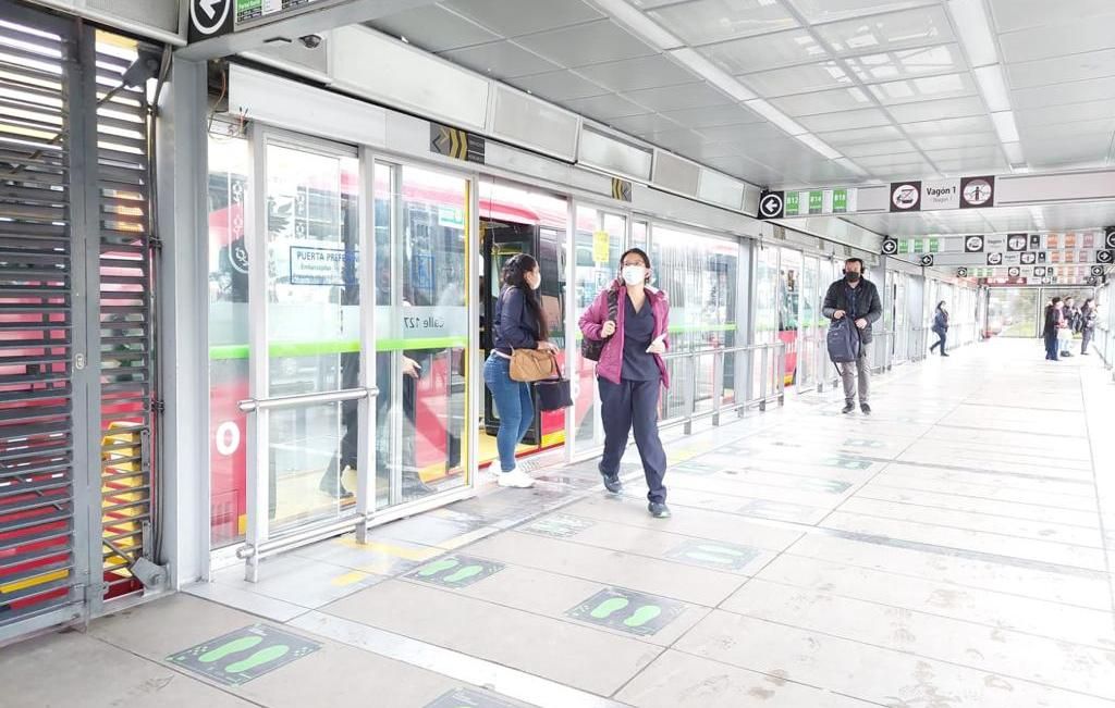 Fotografía de la estación de la Calle 127