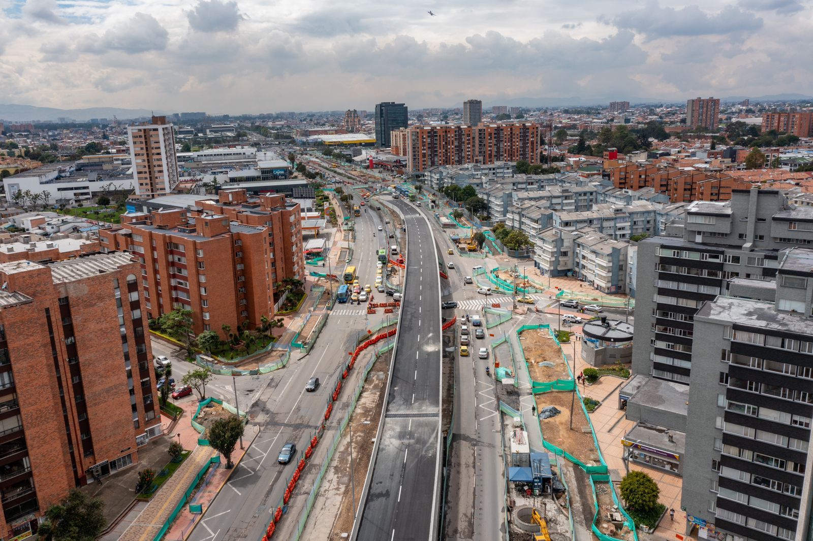 Avanzan las obras de la Avenida 68, alimentadora de la Primera Línea del Metro