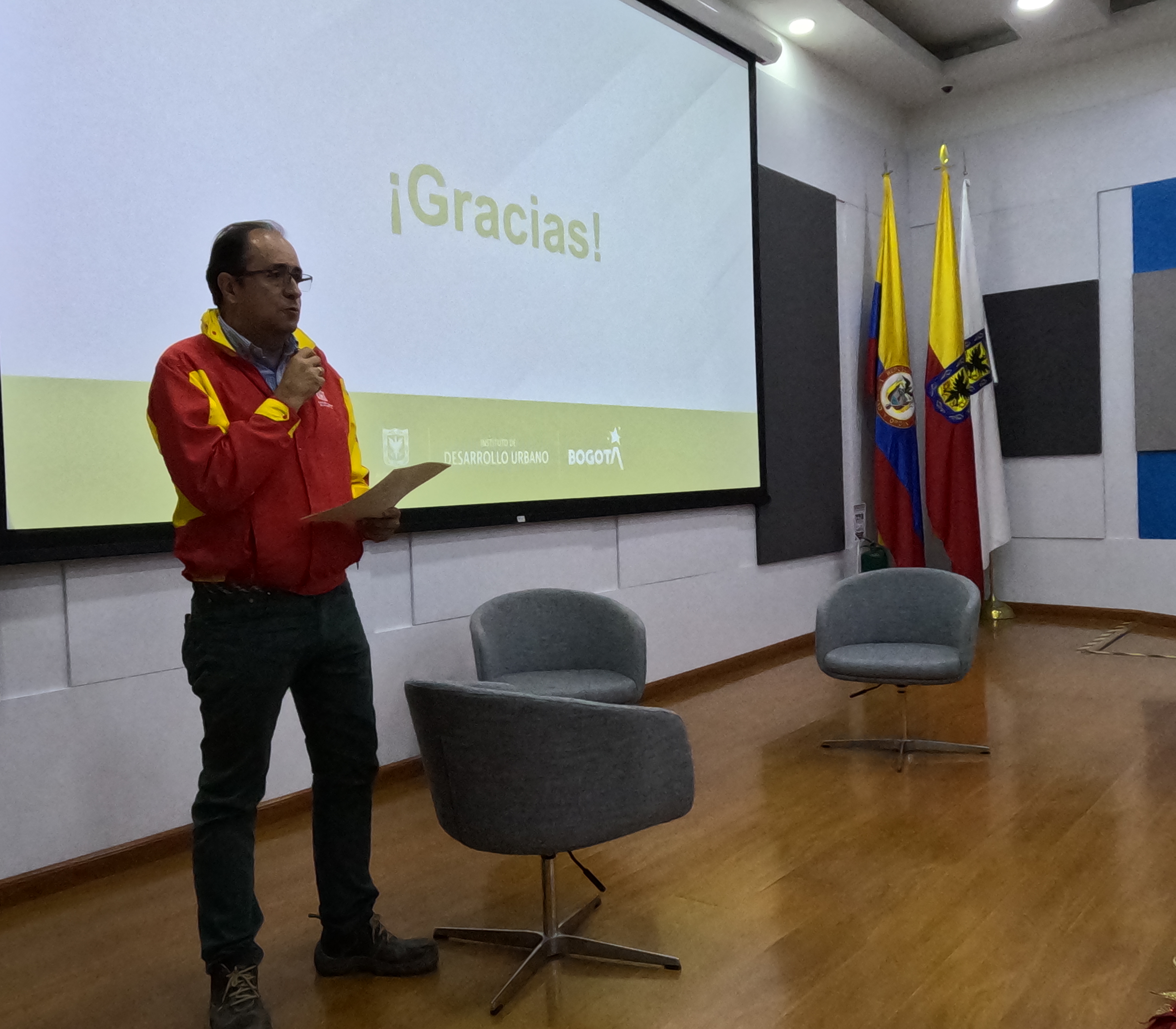 Diego Sánchez, director general del IDU, durante el lanzamiento de la Cartilla de Construcción de Ciudad y Ciudadanías