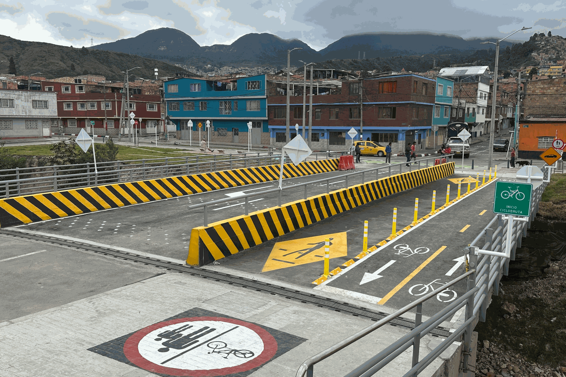Odoo - Prueba 3 a tres columnas