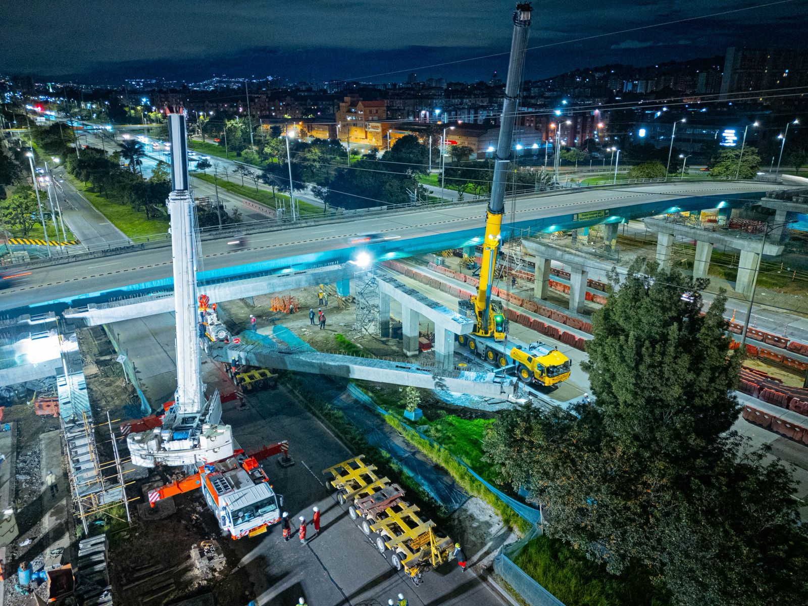 Los izajes se realizaron en horario nocturno para no generar mayores impactos sobre la movilidad sobre la autopista Norte